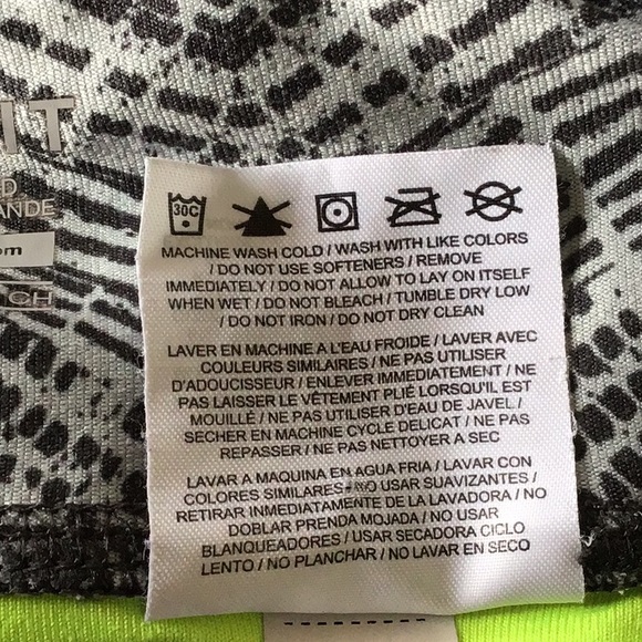 NIKE DRI FIT NEON YELLOW CAPRI LEGGINGS SMALL - Picture 12 of 14